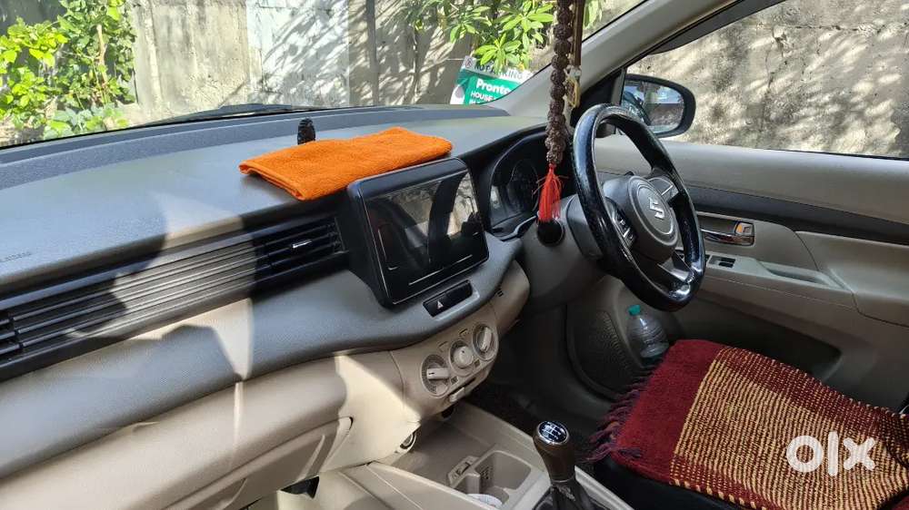 Maruti Suzuki Ertiga 2022 Cng & Hybrids 95422 Km Driven 825000rs
