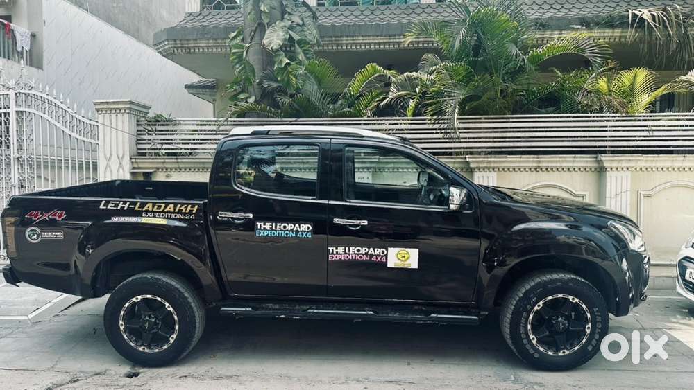 Isuzu D-max V-cross 2016