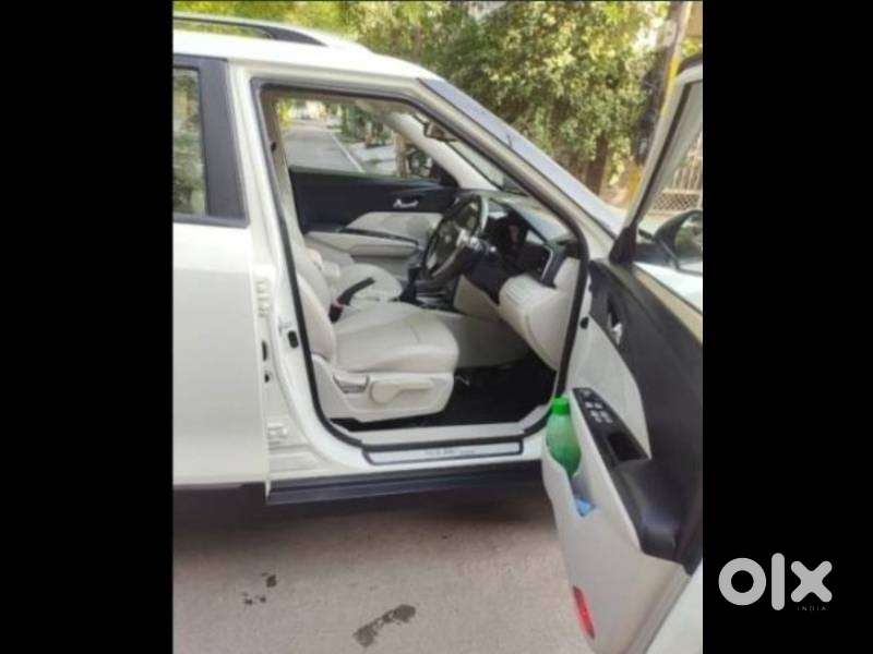 Mahindra Xuv300 W8 Option Diesel, 2019