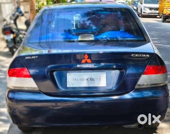 Mitsubishi Cedia