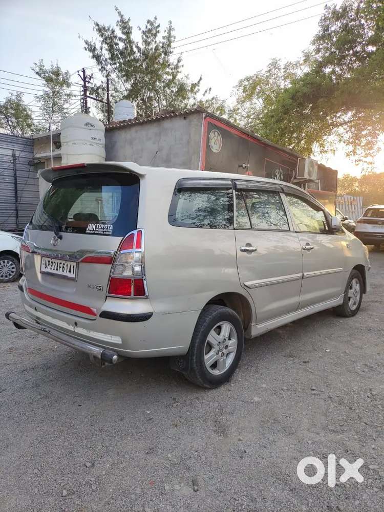 Toyota Innova 2014 Diesel Well Maintained