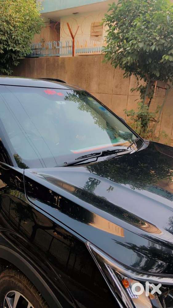Mahindra Petrol Manual 2023 Car