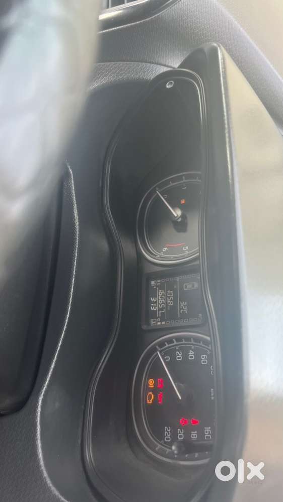 Maruti Suzuki Brezza 2017 Diesel Well Maintained