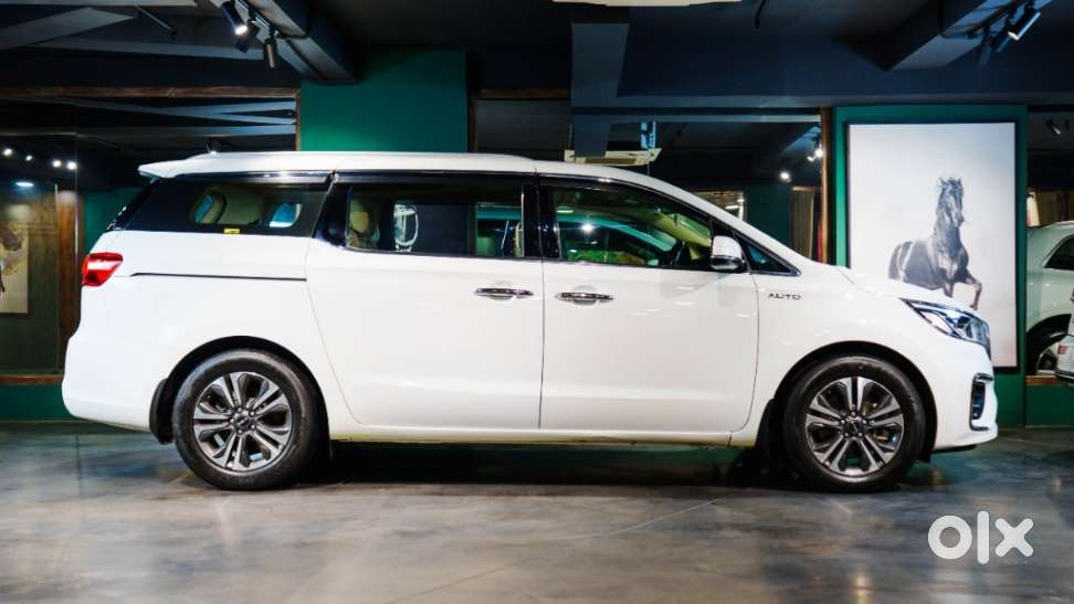 Kia Carnival Limousine Plus 7 Str, 2023, Diesel