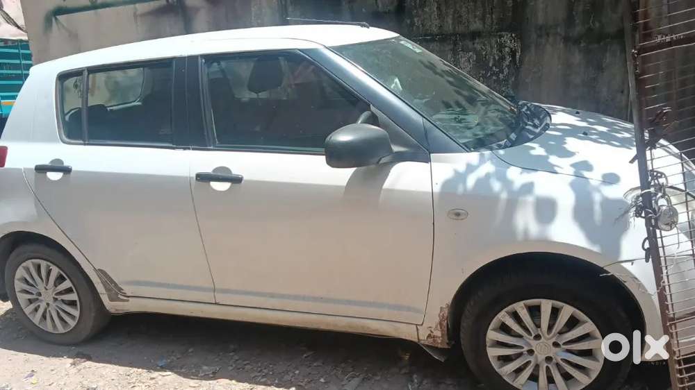 Swift Vxi 2009 Km Driven 122000