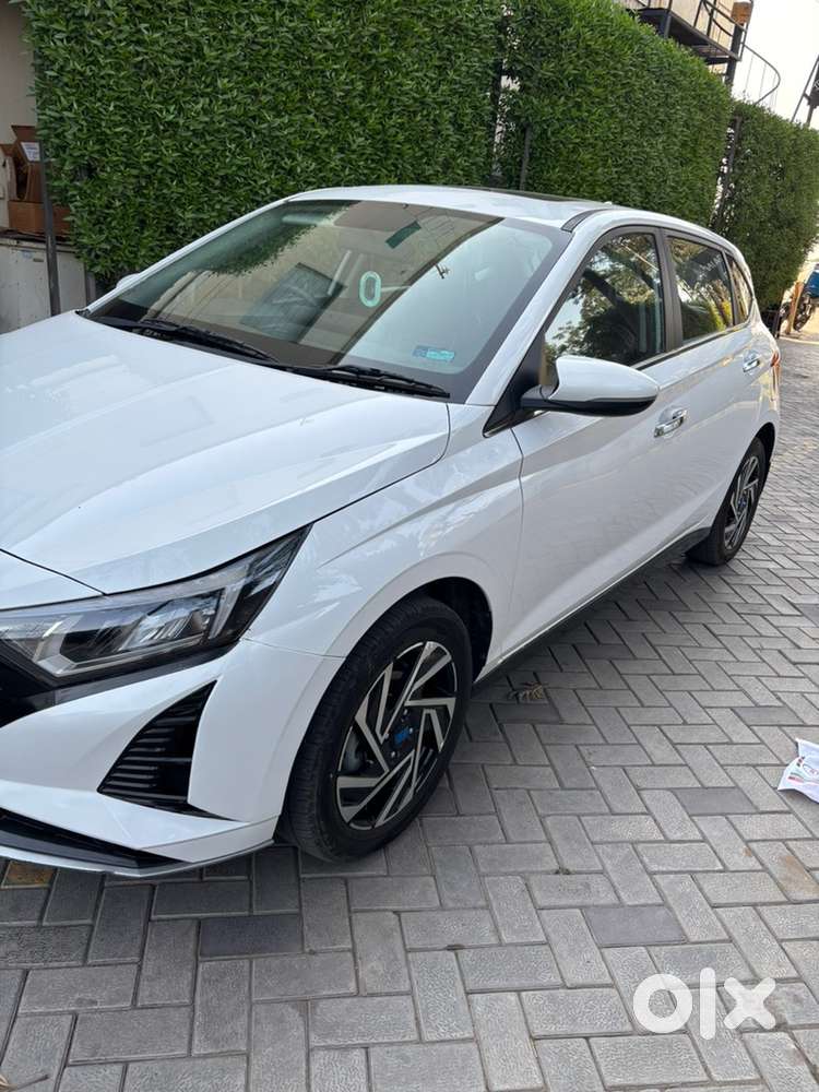 Hyundai Petrol Manual 2025
