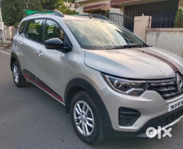 Renault Triber RXT, 2023, Petrol
