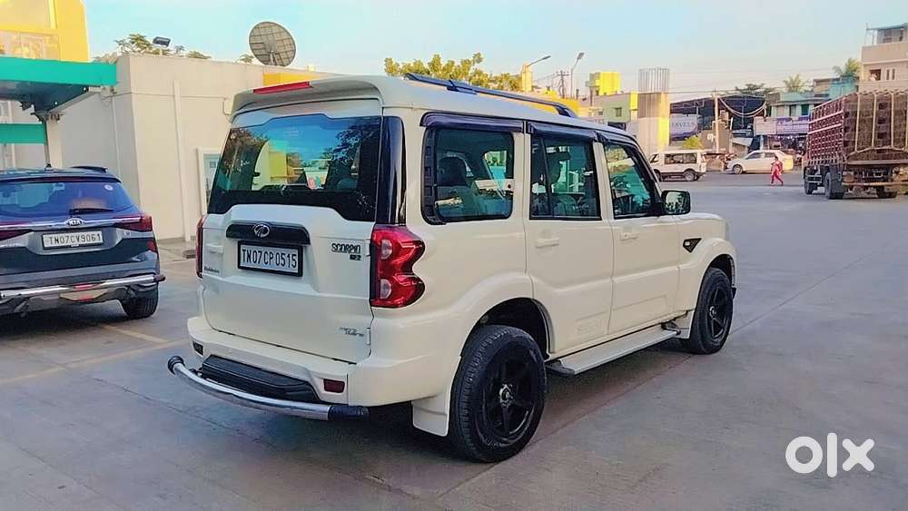 Mahindra Scorpio S3, 2018