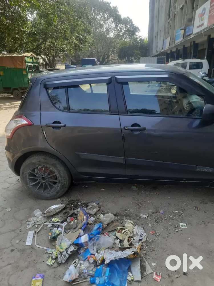 Maruti Suzuki Swift 2017 Petrol 100350 Km Driven