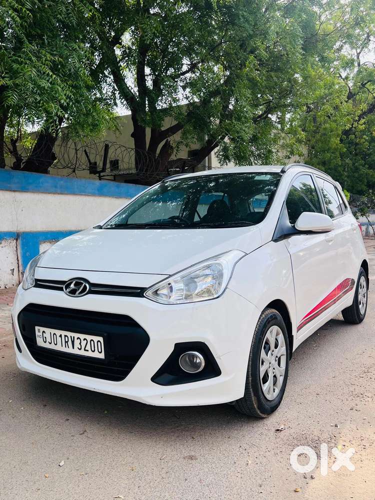 Hyundai Grand I10 Sportz Celebration Edition, 2016, Petrol
