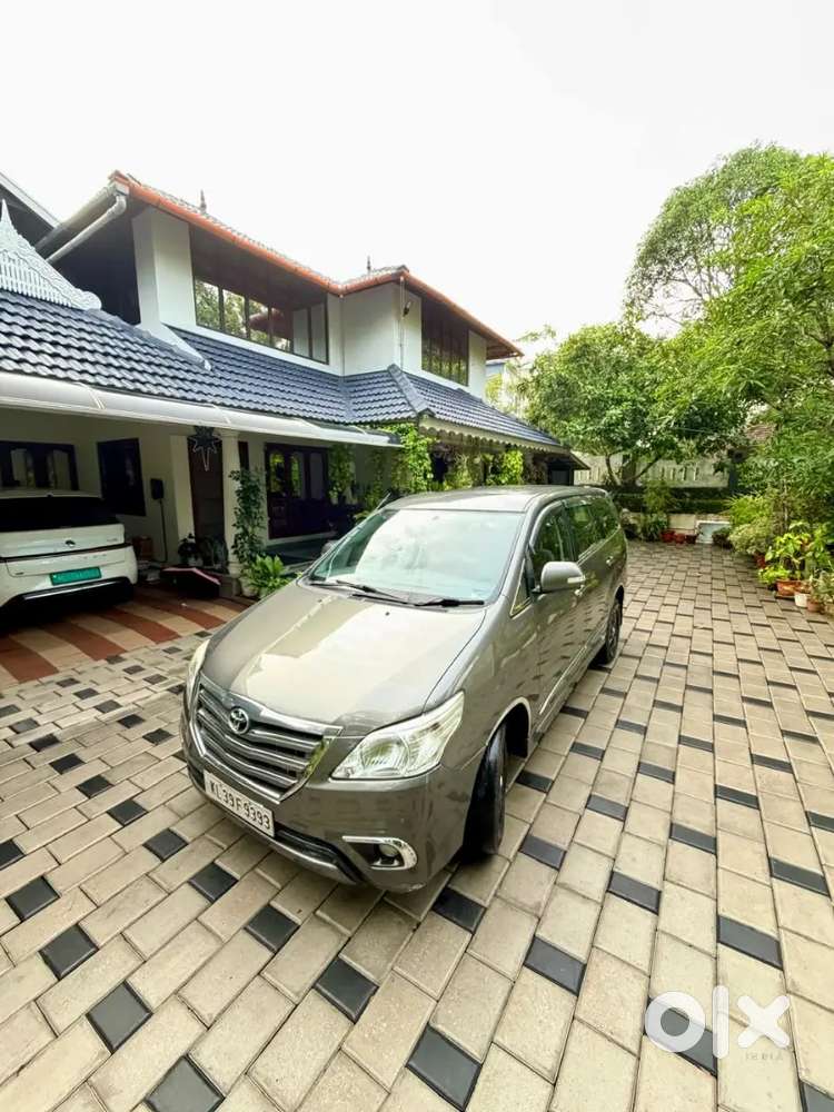 Toyota Innova 2.5 Diesel 2013 Nov Make 2014 Rgd
