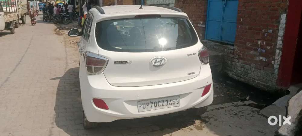 Hyundai Grand I10 2015 Diesel Well Maintained