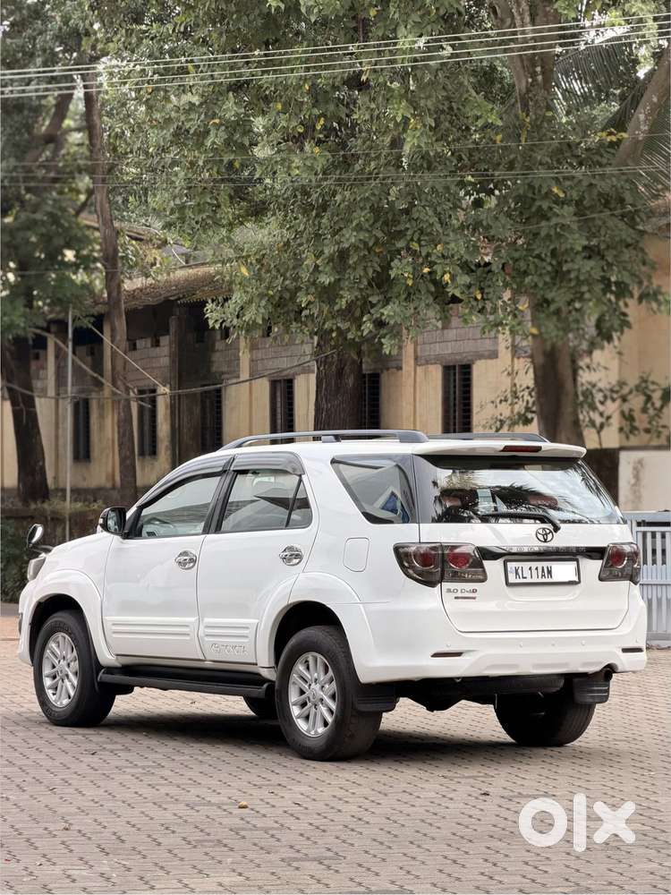 Toyota Fortuner 3.0 4x2 Automatic, 2012, Diesel