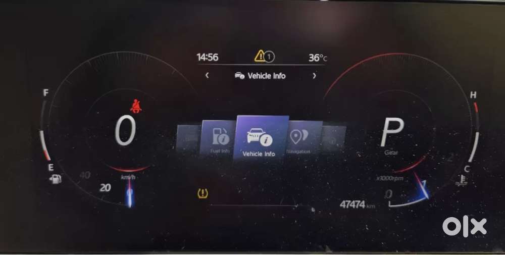 Mahindra Xuv700 2.2 Ax 7 Diesel At Luxury Pack Str Awd, 2022, Diesel