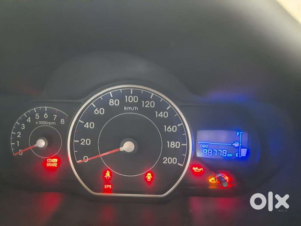 Hyundai I10 Sportz 1.2 Kappa Petrol Manual 2012