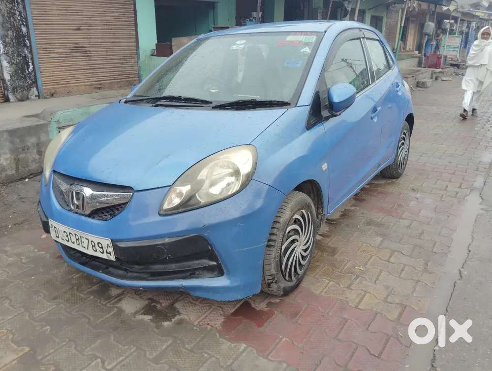 Honda Brio 2013 Petrol Well Maintained