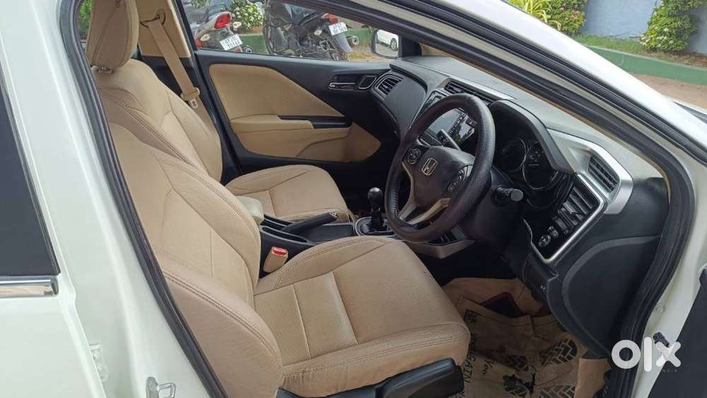 Honda City, 2023, Petrol