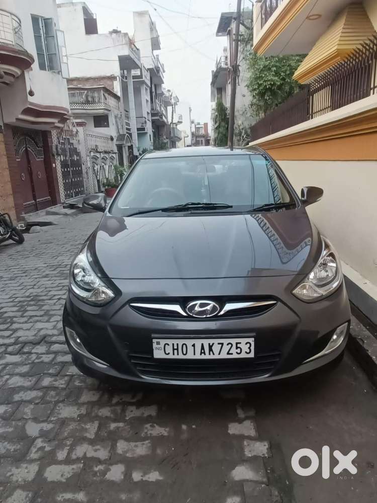 Hyundai Verna Petrol 2011