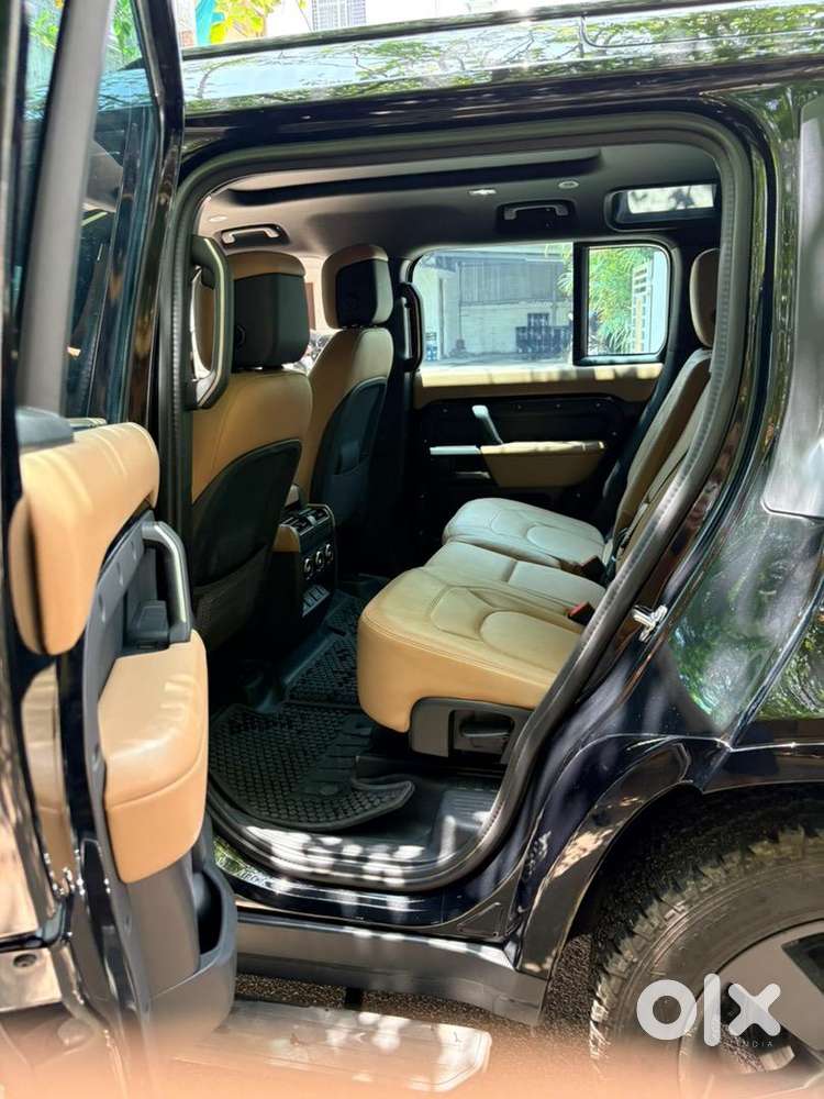 Defender Black Colour 6 Months Old Ka Registered With Fancy No