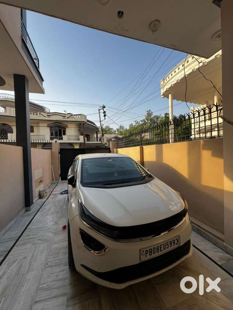 Tata Altroz Petrol Well Maintained