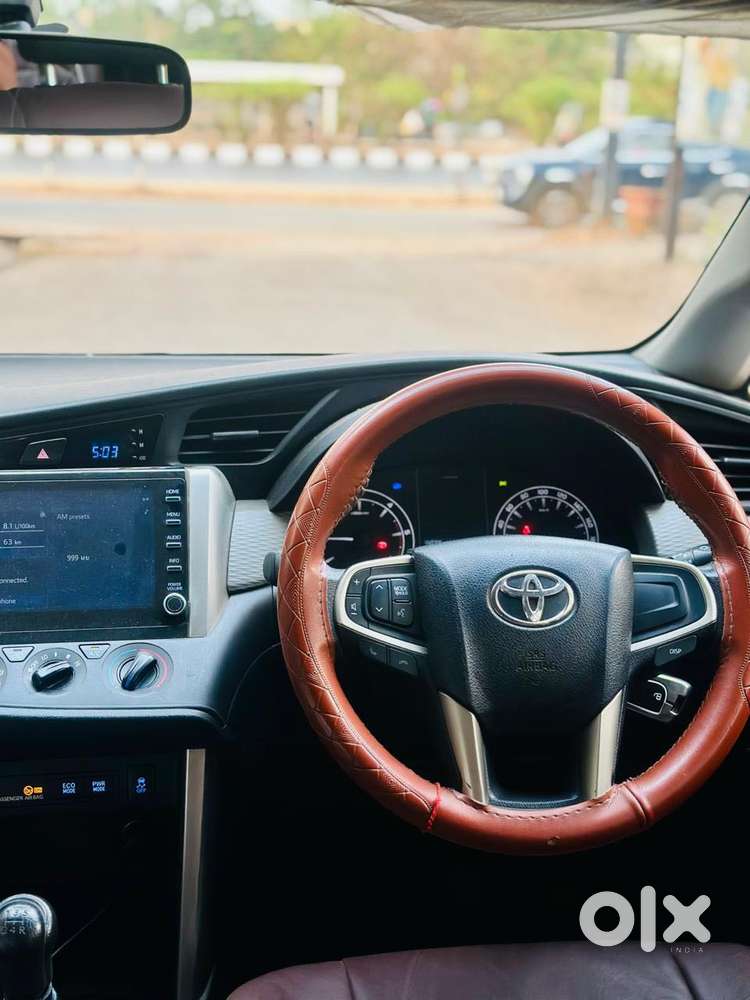 Toyota Innova Crysta 2.4 G Mt, 2023, Diesel