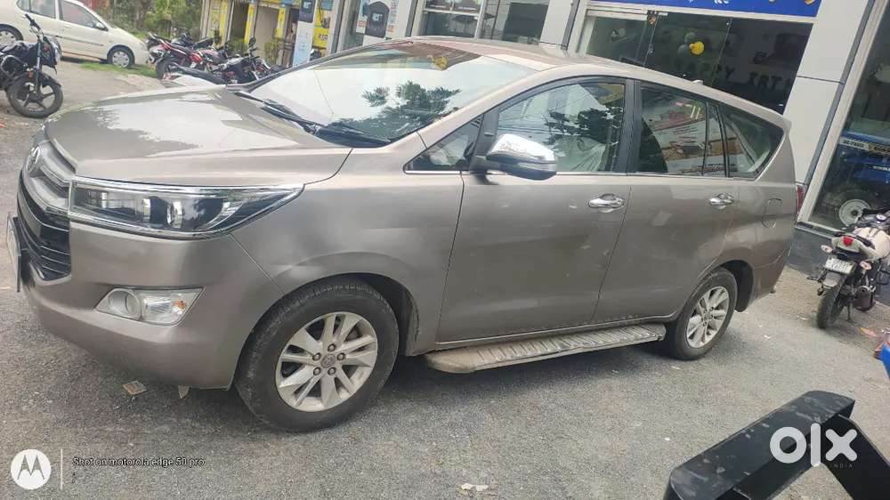 Toyota Innova Crysta Diesel 2017
