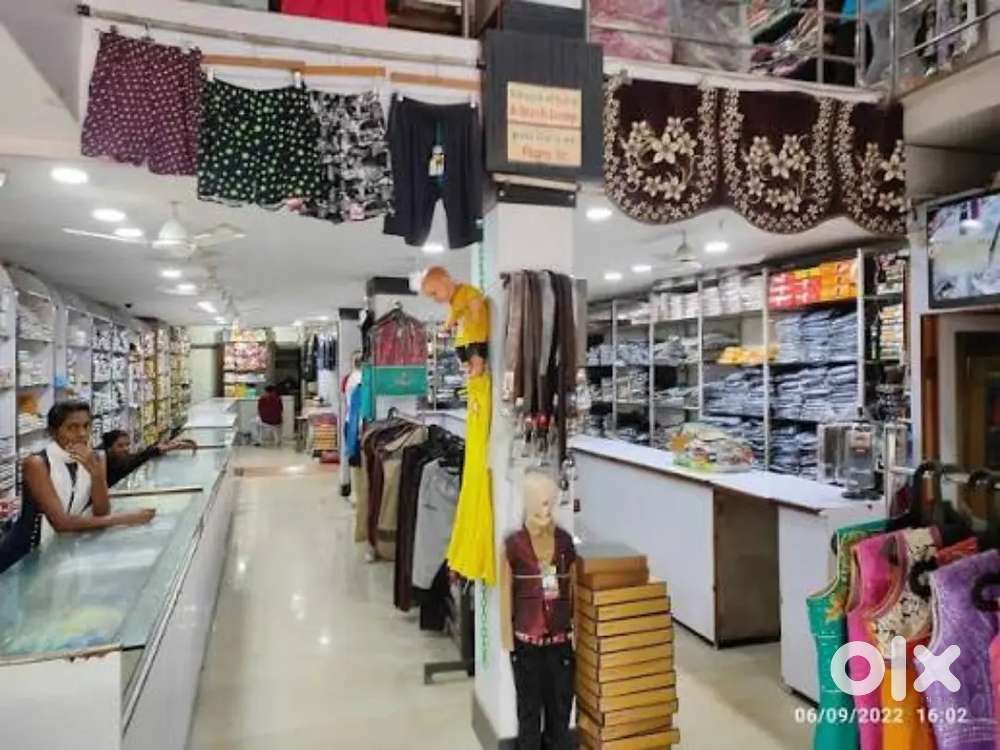 Branded showroom need sales staff urgently hiring