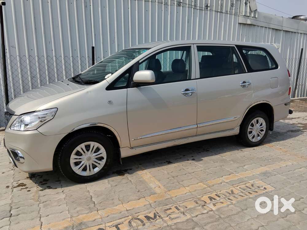Toyota Innova 2.5 Gx 8 Seater Limited Edition, 2016, Diesel