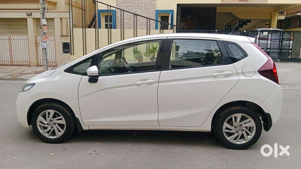 Honda Jazz 2015 Petrol 41000 Km Driven Fully Automatic