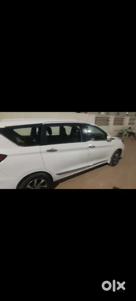 Toyota Rumion 2025 Petrol Well Maintained