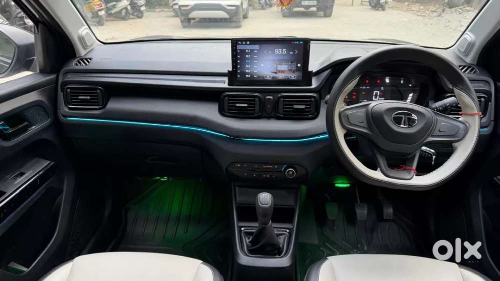 Tata Punch Pure Icng, 2025, Cng & Hybrids