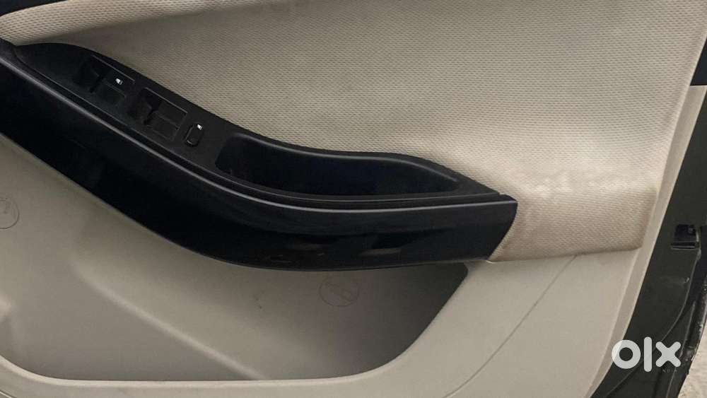 Tata Nexon 1.2 Revotron Xz Plus, 2022, Petrol