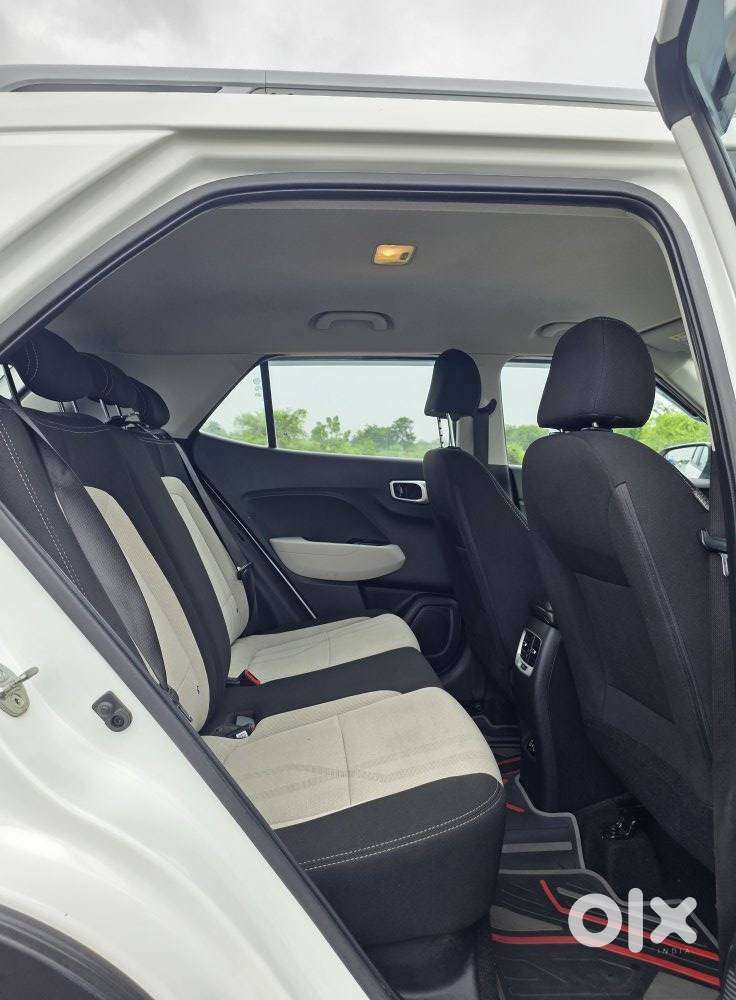 Hyundai Venue S 1.2 Petrol, 2024, Petrol
