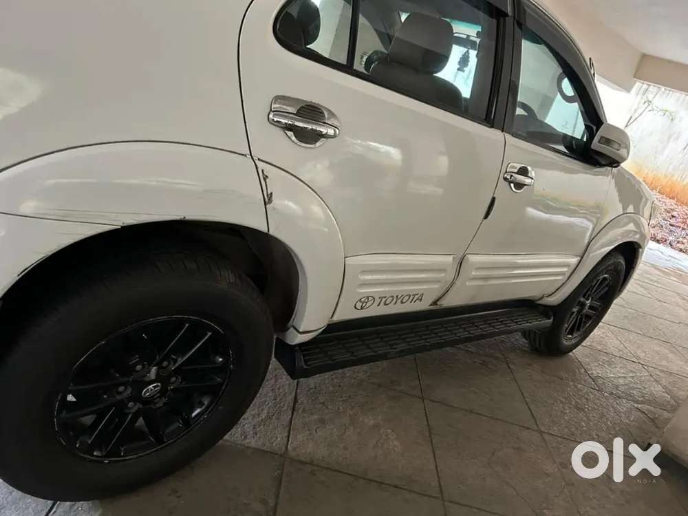 Toyota Fortuner 2012 Diesel 210000 Km Driven