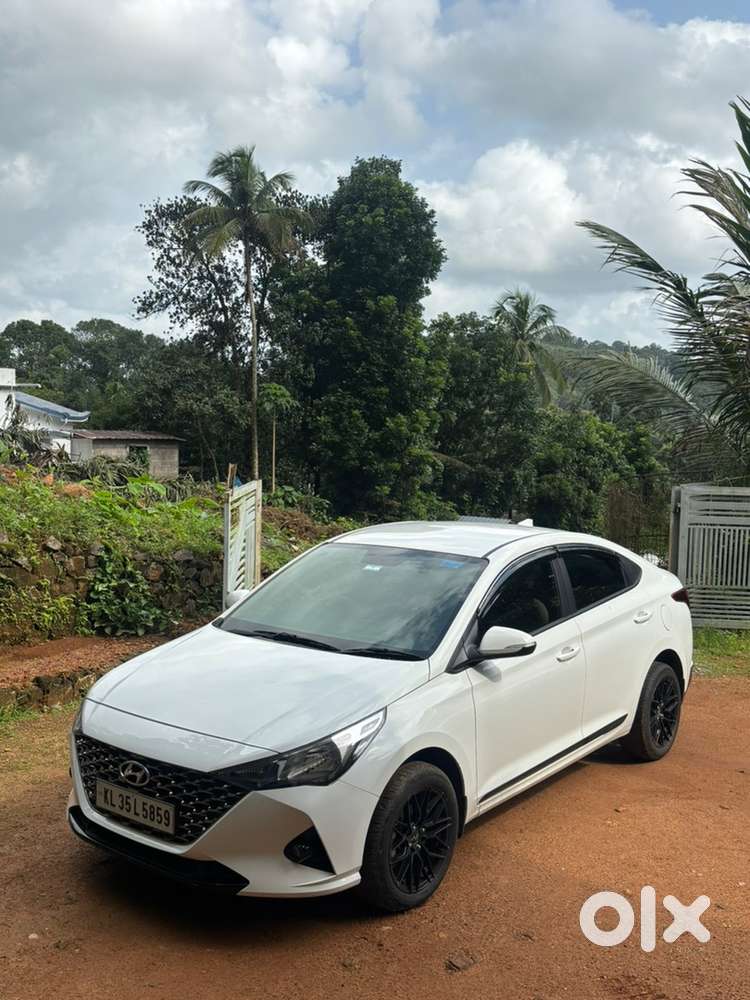 Hyundai Verna 1.5 S+2022 Model