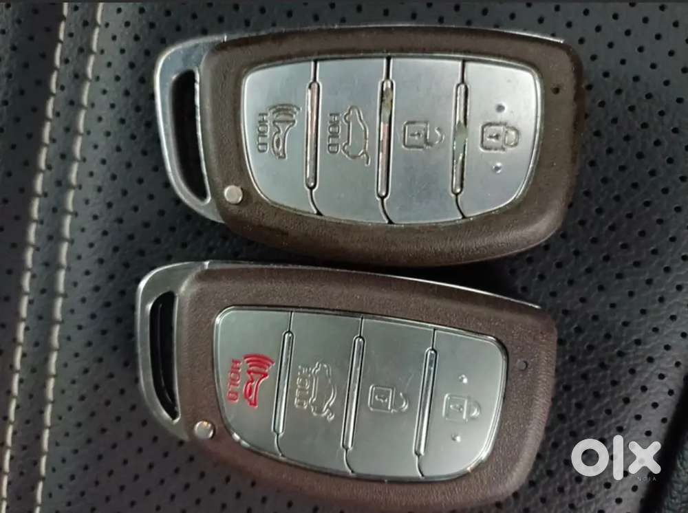 Hyundai Venue Knight Edition 2019 With Sun Roof