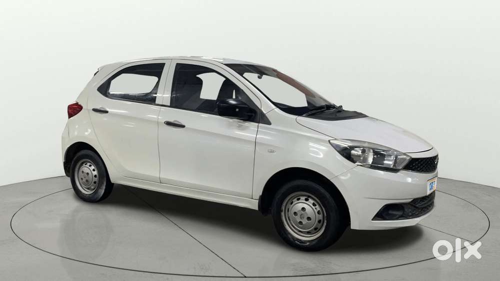 Tata Tiago 1.2 Revotron Xm, 2017, Petrol