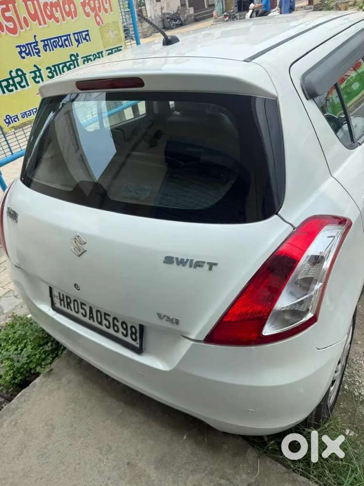 Maruti Suzuki Swift 2015 Petrol Vxi