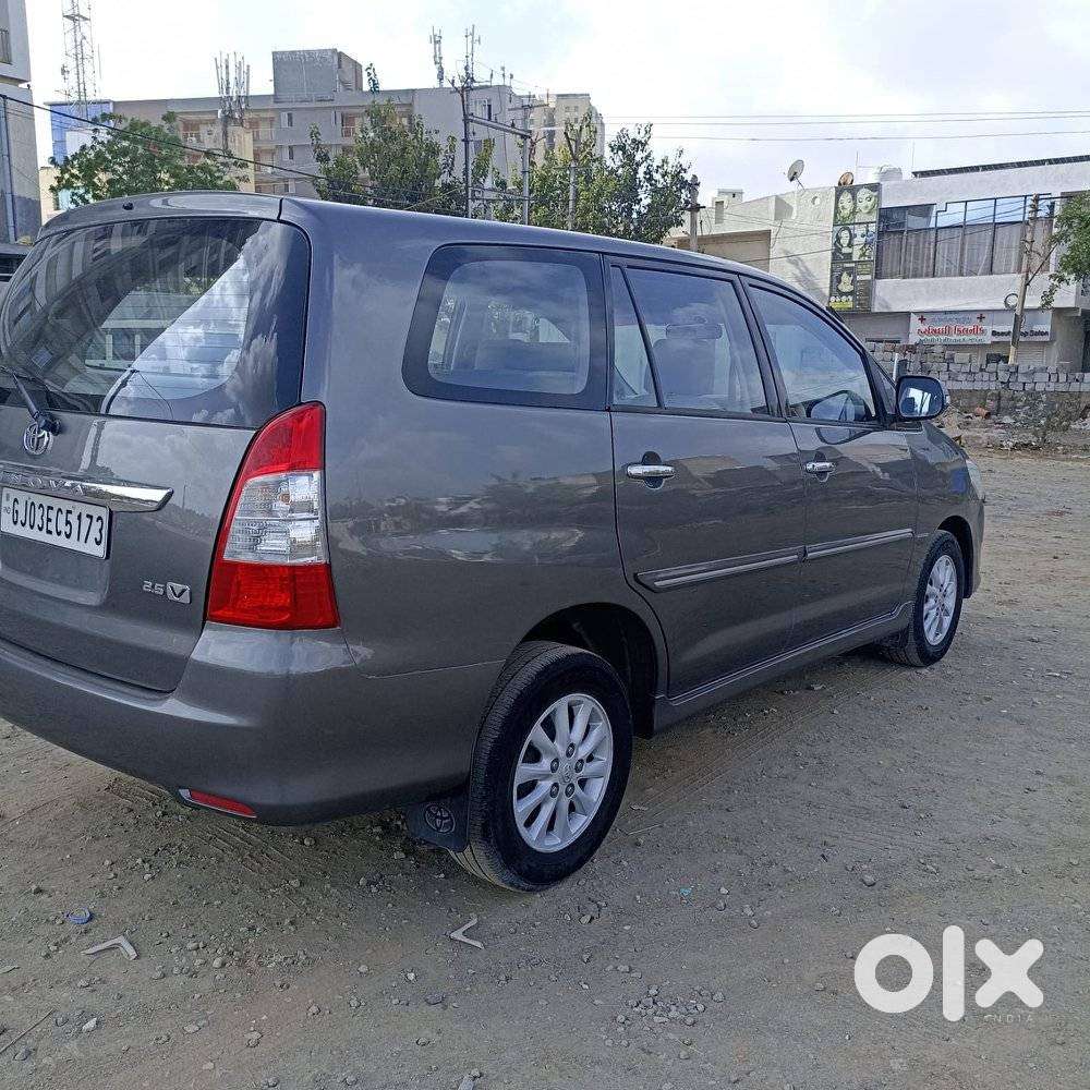 Toyota Innova 2.0 V, 2012, Diesel