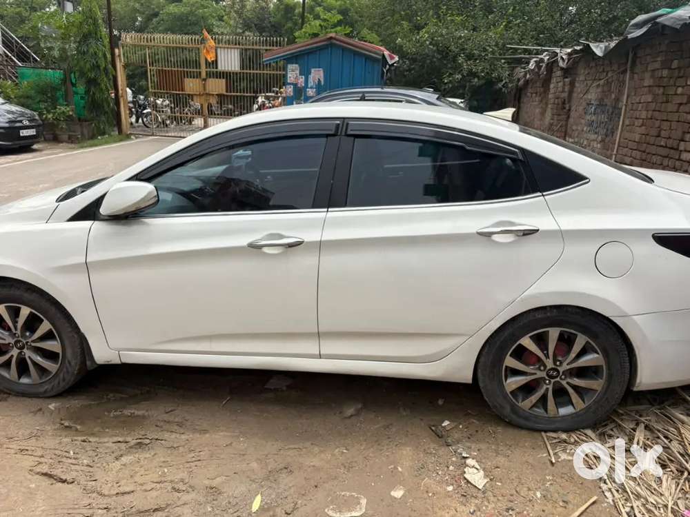 Hyundai Fluidic Verna 2015 Cng & Petrol 78000 Km Driven