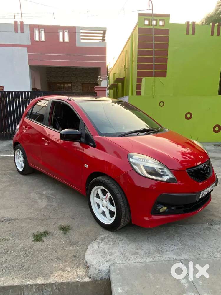 Honda Brio 2015 Petrol Well Maintained