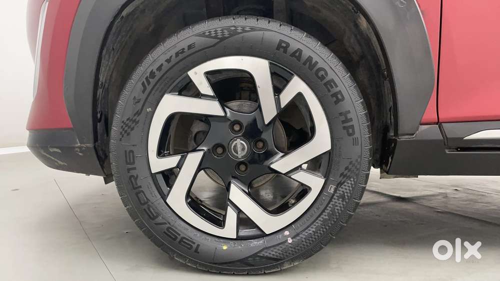 Nissan Magnite 1.0 Xv Premium Dual Tone, 2021, Petrol