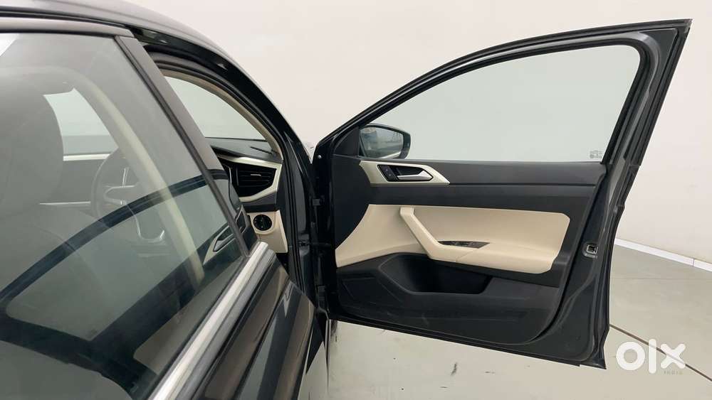 Volkswagen Virtus 1.0 Topline Tsi At, 2024, Petrol