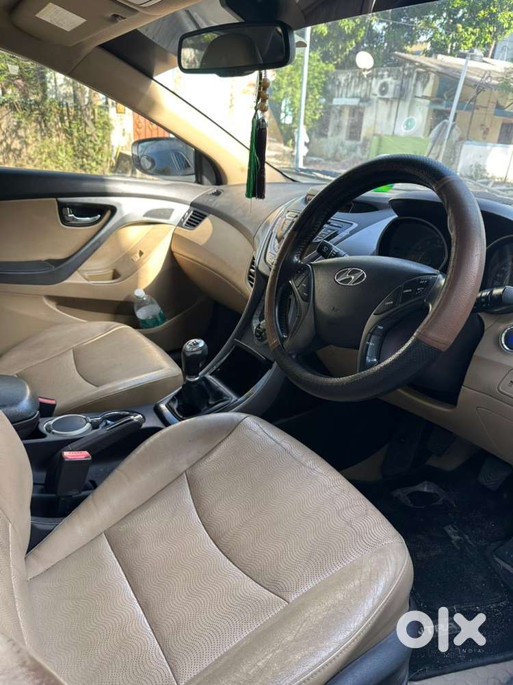 Hyundai Elantra Petrol 2012