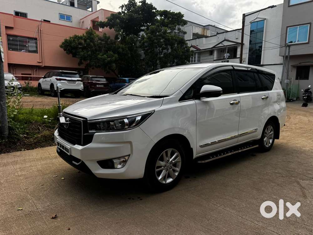 Toyota Innova Crysta [2020-ongoing] 2.4 Gx At 7 Str, 2023, Diesel