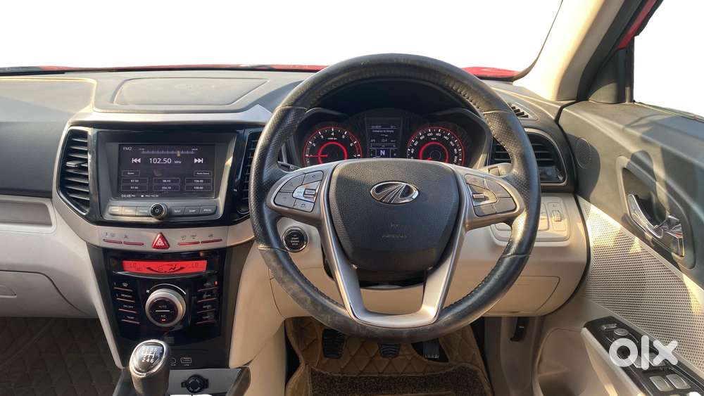 Mahindra Xuv300 W8, 2020, Petrol