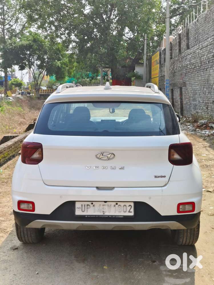 Hyundai Venue, 2021, Petrol
