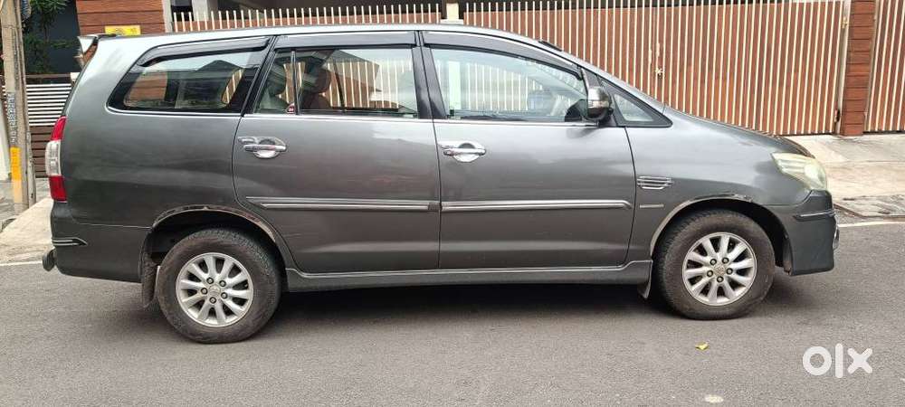 Toyota Innova 2.5 V 7 Str, 2013, Diesel