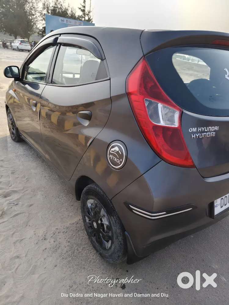 Hyundai Eon Pure Petrol ( Bhav Fix )