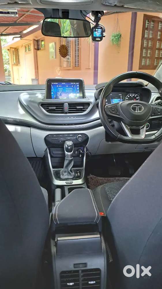 Tata Altroz Xza Dct(p)2024